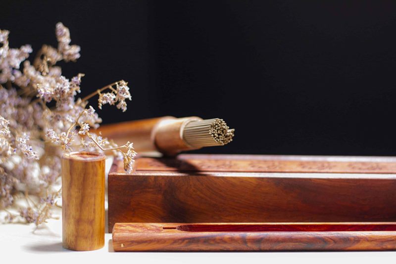 nhang-trầm-hương-1-scaled